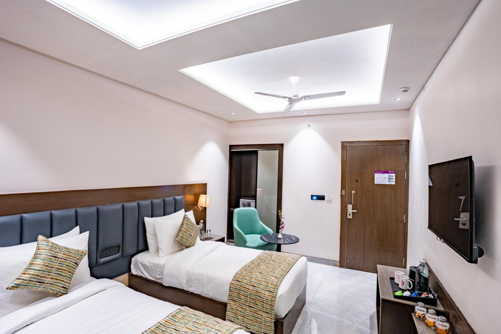 Regenta Place Raaj Agra, Tajganj Agra  Eksteriør billede