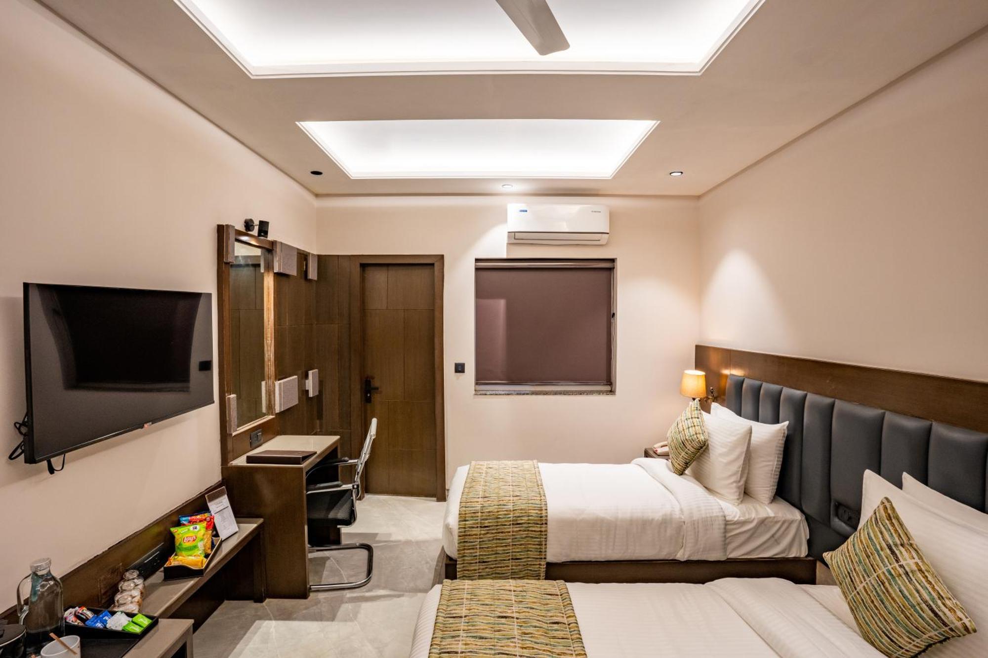 Regenta Place Raaj Agra, Tajganj Agra  Eksteriør billede