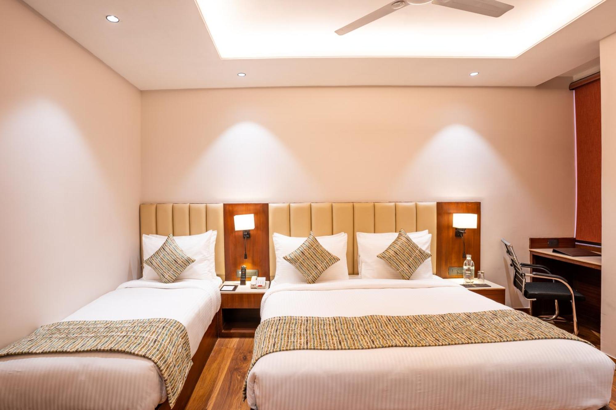 Regenta Place Raaj Agra, Tajganj Agra  Eksteriør billede