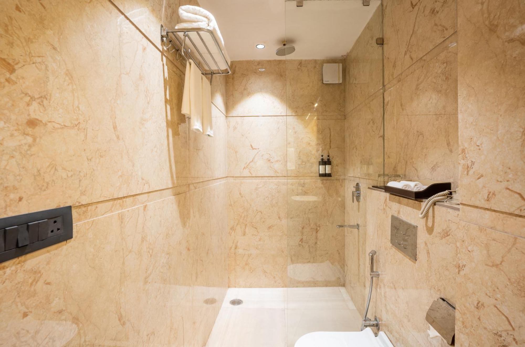 Regenta Place Raaj Agra, Tajganj Agra  Eksteriør billede